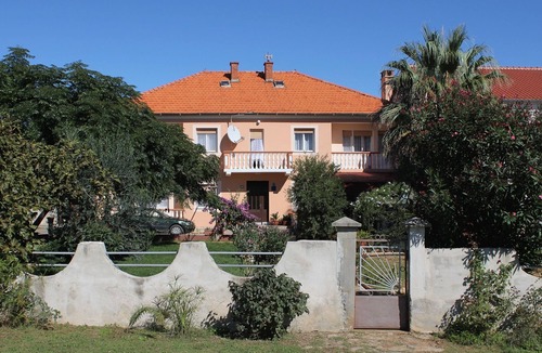 Privlaka Apartment | Three bedroom apartment with balcony Privlaka, Zadar (A-5747-b)