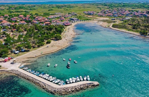 Privlaka Apartment | Three bedroom apartment with balcony Privlaka, Zadar (A-5747-c)
