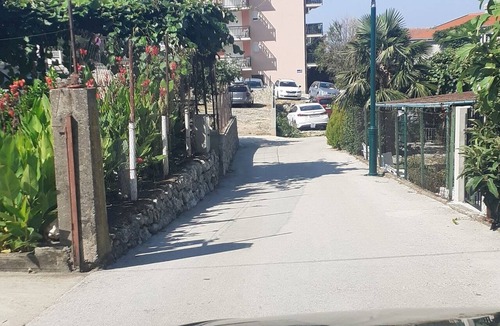 Podaca Apartment | Three bedroom apartment near beach Podaca (Makarska) (A-19078-b)
