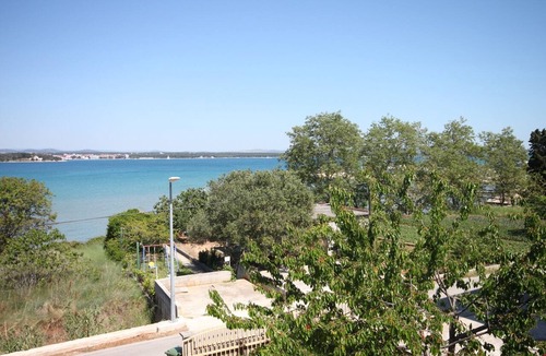 Tkon Apartment | Three bedroom apartment with terrace and sea view Tkon, Pašman (A-6221-a)