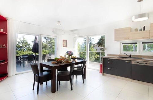 Lovran Villa | Three Bedroom Villa with Sea View