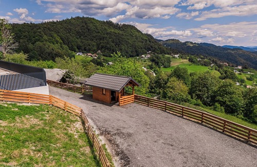Kamnik Cottage | Tiny Panorama Cottages