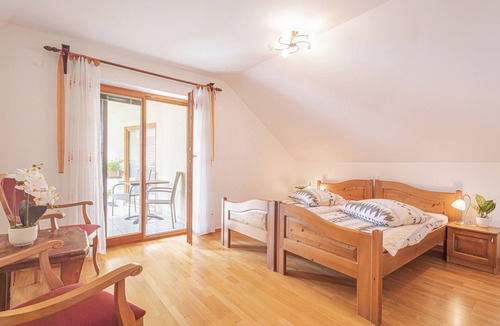 Zerovnica Hotel | Tourist Farm Logar Rooms