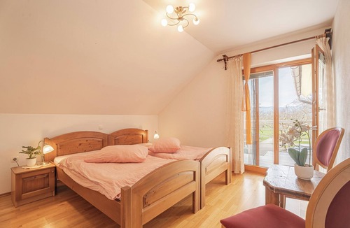 Zerovnica Hotel | Tourist Farm Logar Rooms