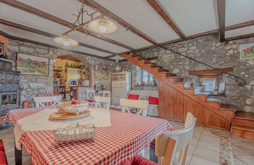 Kras House | Traditional Karst House Rozina/w Garden, Dutovlje, Slovenia