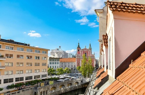 Ljubljana Old Town Apartment | Tromostovje IV at Triple Bridge Ljubljana, Ljubljana, Slovenia