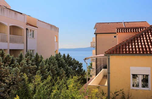 Baska Voda Apartment | Two bedroom apartment with balcony and sea view Baška Voda (Makarska) (A-2756-e)