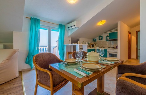 Klenovica Apartment | Two bedroom apartment with terrace and sea view Klenovica, Novi Vinodolski (A-11559-c)