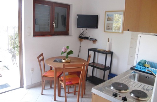 Zdrelac Apartment | Two bedroom apartment with terrace Ždrelac, Pašman (A-20583-c)