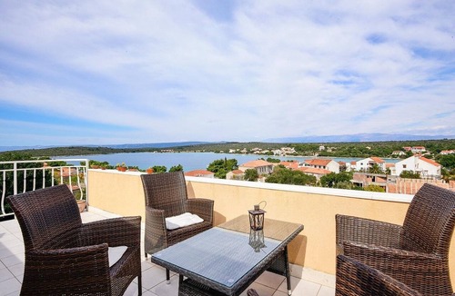 Loviste Apartment | Two bedroom apartment with terrace Lovište, Pelješac (A-27630-d)