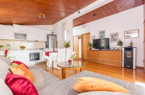 Bili brig Apartment | Two-Bedroom Apartment Kate A1 with Balcony