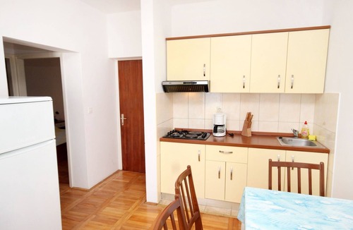 Kozino Apartment | Two bedroom apartment near beach Kožino, Zadar (A-5803-b)
