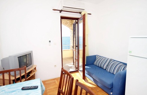 Kozino Apartment | Two bedroom apartment near beach Kožino, Zadar (A-5803-b)