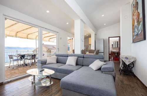 Igrane Apartment | Two bedroom apartment near beach Igrane, Makarska (A-311-a)