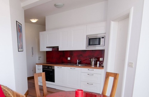 Susica Apartment | Two bedroom apartment with a swimming pool Murter (A-16655-b)