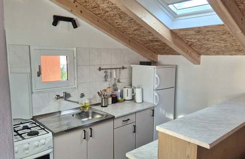 Susica Apartment | Two bedroom apartment with terrace Murter (A-27671-a)