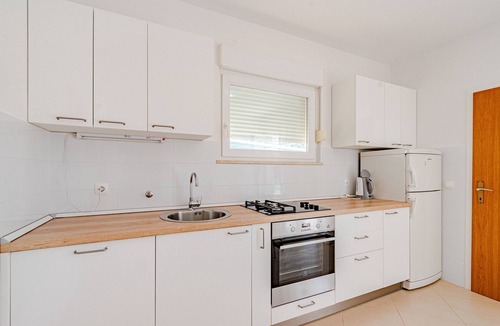 Viganj Apartment | Two bedroom apartment with terrace and sea view Viganj, Pelješac (A-19391-a)