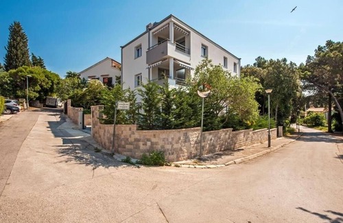 Borik Apartment | Two bedroom apartment with terrace Rovinj (A-24440-a)