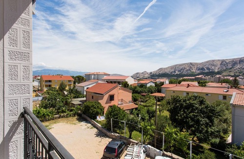 Baska Apartment | Two bedroom apartment with terrace Baška, Krk (A-18808-d)