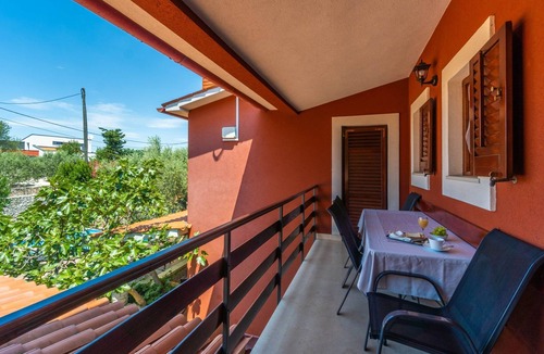 Krnica Apartment | Two bedroom apartment with a swimming pool Krnica, Marčana (A-7357-d)