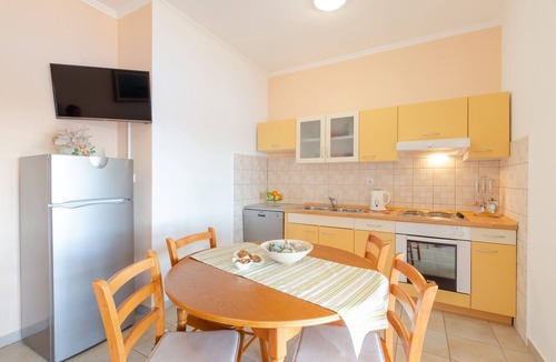 Blato Apartment | Two bedroom apartment with terrace and sea view Karbuni, Korčula (A-13217-d)