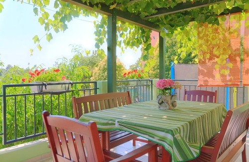 Valdebek Apartment | Two bedroom apartment with a swimming pool Pula (A-24352-a)