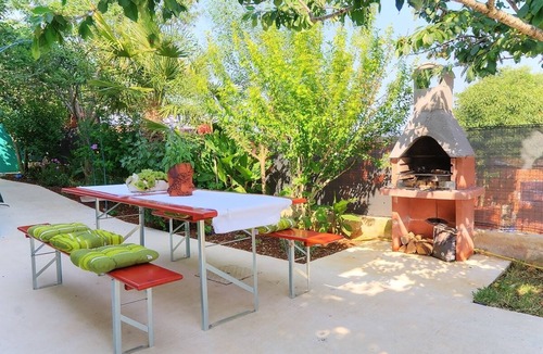 Valdebek Apartment | Two bedroom apartment with a swimming pool Pula (A-24352-a)