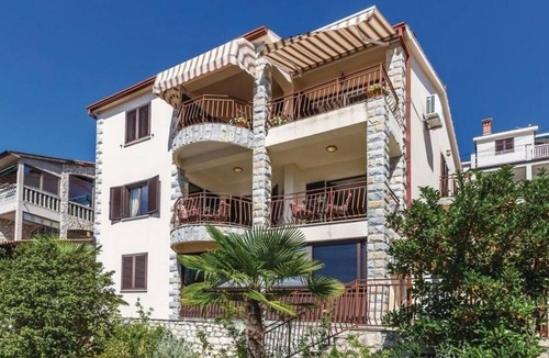 Rabac Apartment | Two bedroom apartment with terrace and sea view Rabac, Labin (A-7441-a)
