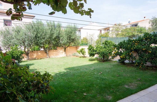 Stinjan Apartment | Two bedroom apartment with terrace Štinjan, Pula (A-7368-a)