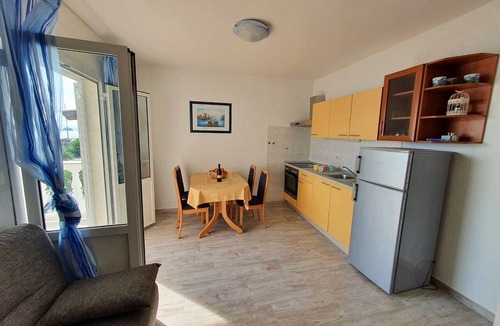 Rab Town Apartment | Two Bedroom Apartment with Sea View and Terrace