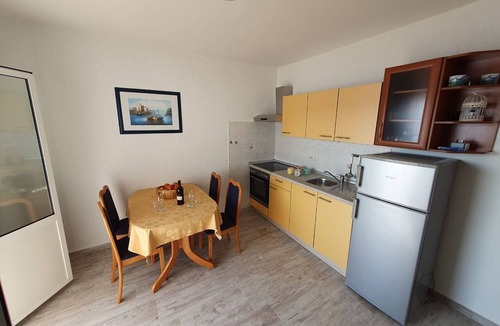 Rab Town Apartment | Two Bedroom Apartment with Sea View and Terrace