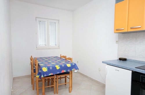 Mastrinka Apartment | Two bedroom apartment with balcony and sea view Mastrinka, Čiovo (A-4836-b)