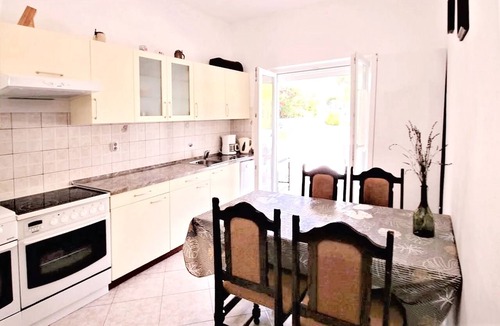 Rab Apartment | Vacation Home Daisy with Private Terrace, Wi-Fi and Air Conditioning