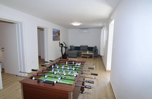 Kuciste House | Vacation home Kevin by Interhome