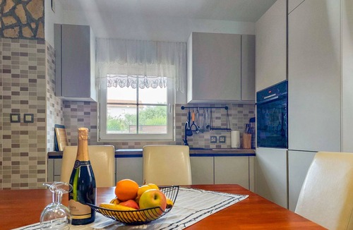 Polje House | Vacation home Mikac by Interhome