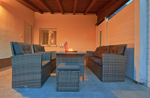 Brinje House | Vacation home with private wellness area and fenced garden in a quiet location.