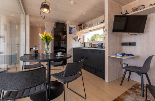 Drage Villa | Vanellus Villas Sleeps 4 with Garden