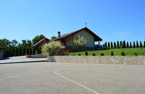 Laktasi House | Vikendica Duki