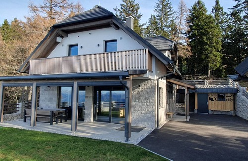 Ambroz pod Krvavcem Villa | Vila Klif Krvavec Alpine Views - Sauna - Near Ski Slopes