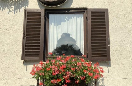 Kanal House | Vilijev Raj, Peaceful Private Cottage with Fully Fenced Garden