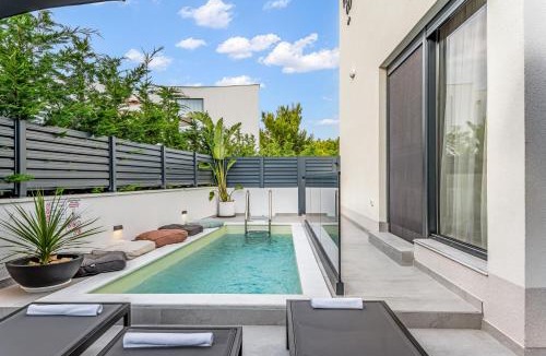 Srima Villa | Villa 8 eight with 2 Pools - Vodice Srima