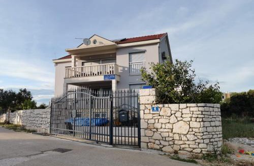 Janjina Apartment | Villa Adria
