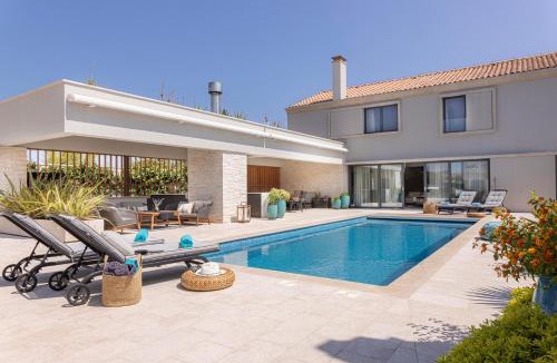 Nerezine Villa | Villa Amorosa, Luxury Villa with Large heated Pool & Sea View, Lošinj Island