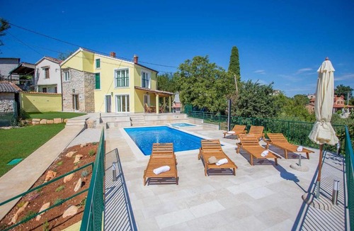 Rakotule House | Villa Ana Spinovci