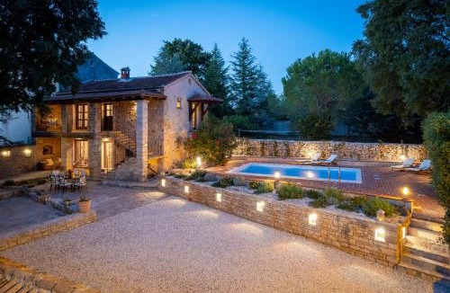 Baderna Villa | Villa Arboretum