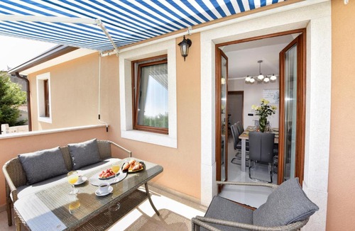 Vizinada Villa | Villa Aromatica