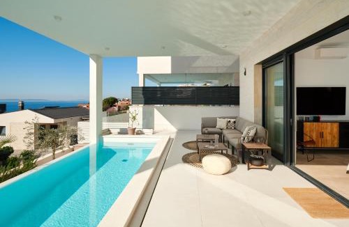 Jesenice Villa | Villa Askana, 3 Bedrooms, 4 Baths, Infinity Pool, Whirlpool, Sea view, Outdoor kitchen