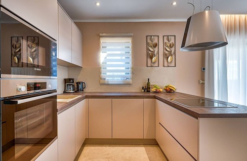 Brgod House | Villa Astrid 5 Sterne by Interhome
