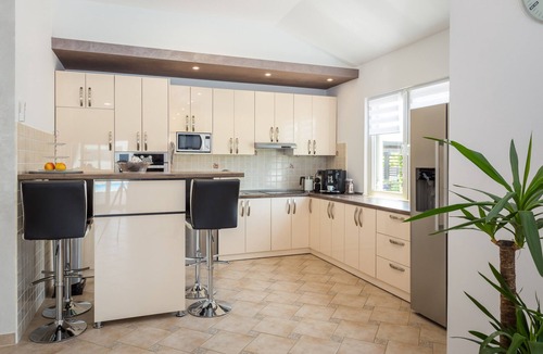 Matohanci Villa | Villa Beauty near Rovinj for 7 people with 55 m2 private heated pool, wellness & kids playground
