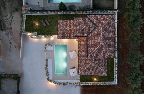 Rasa Villa | Villa Casa Muso beautiful holiday home with private pool for up to 8 guests